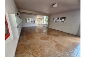 2821 Somerset Dr 316, Lauderdale Lakes, FL 33311 - MLS#F10535069