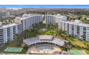 2731 NE 14th Street Cswy 812, Pompano Beach, FL 33062 - MLS#F10535091