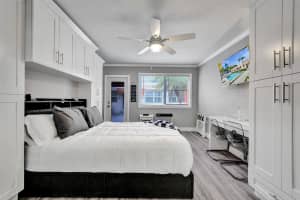 329 Connecticut Street, Hollywood, FL 33019 - MLS#F10535102