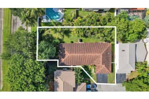 9532 NW 9th Ct, Plantation, FL 33324 - MLS#F10535126