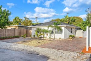 1306 NE 14th Ave 1, Fort Lauderdale, FL 33304 - MLS#F10535136