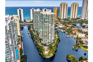 16500 Collins Avenue, Sunny Isles Beach, FL 33160 - MLS#F10535149