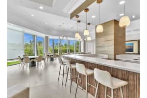 16500 Collins Avenue, Sunny Isles Beach, FL 33160 - MLS#F10535149