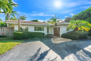 1724 NE 28th Dr, Wilton Manors, FL 33334 Sold 12/15/25