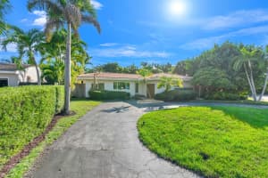 1724 NE 28th Dr, Wilton Manors, FL 33334 Sold 12/15/25