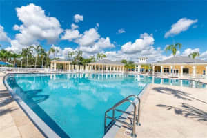 2641 NE 4th St 201, Homestead, FL 33033 Sold 11/01/25