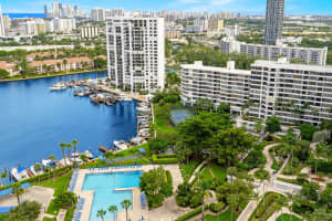 2500 Parkview Drive, Hallandale Beach, FL 33009 - MLS#F10535269