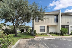 1381 NW 99th Ave 172, Pembroke Pines, FL 33024 - MLS#F10535273
