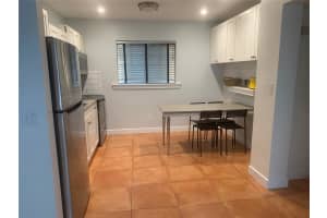 907 NW 4th St 1, Fort Lauderdale, FL 33311 - MLS#F10535276