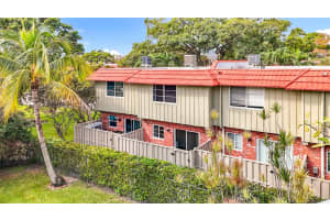 79 NE 20th Ct, Fort Lauderdale, FL 33305 - MLS#F10535293