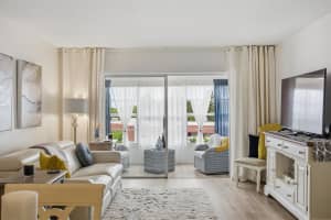 2991 46 Avenue, Lauderdale Lakes, FL 33313 - MLS#F10535329