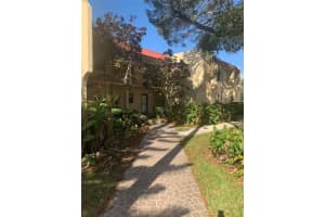 2050 Oleander Boulevard 4 104, Fort Pierce, Fl 34950, Fort Pierce