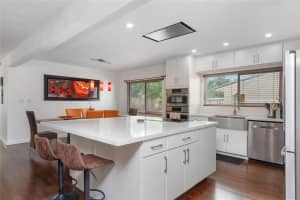 1230 Hollywood Blvd, Hollywood, FL 33019 - MLS#F10535401