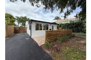 1621 NE 16th Ter 1621, Fort Lauderdale, FL 33305 - MLS#F10535499