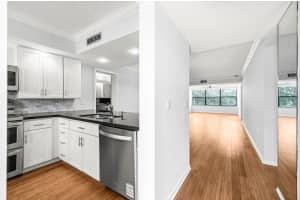 6109 Balboa Circle, Boca Raton, FL 33433 - MLS#F10535503