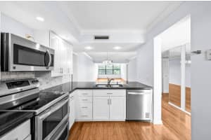 6109 Balboa Cir 304, Boca Raton, FL 33433 - MLS#F10535503