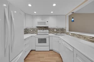 3002 NE 5th Ter 102-B, Wilton Manors, FL 33334 - MLS#F10535561