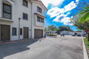 456 NW 41st St, Oakland Park, FL 33309 - MLS#F10535576