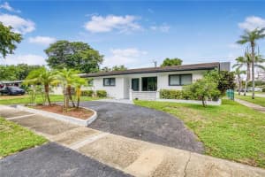 2224 N 35th Ave, Hollywood, FL 33021 Sold 01/05/26