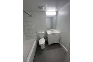 MLS# F10535636, Hollywood, Florida 33021