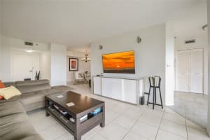 7100 Radice Court, Lauderhill, FL 33319 - MLS#F10535678