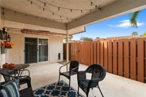 2061 SW 90th Ave B-17, Fort Lauderdale, FL 33324 - MLS#F10535679