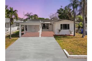 104 SE 10th Ave, Pompano Beach, FL 33060 - MLS#F10535684