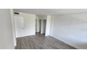 2175 170th Street, North Miami Beach, FL 33162 - MLS#F10535698