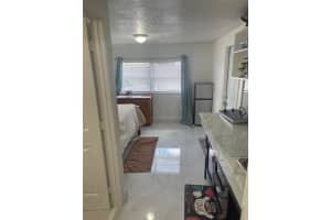 408 68th Avenue, Pembroke Pines, FL 33023 - MLS#F10535711