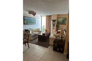 2821 NE N MIAMI BEACH BLVD 3M, North Miami Beach, FL 33160 - MLS#F10535761