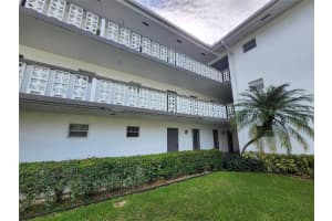 1201 Hillcrest Court, Hollywood, FL 33021 - MLS#F10535794