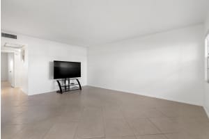 1056 Exeter D 1056, Boca Raton, FL 33434 - MLS#F10535803