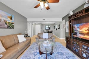 2711 Ocean Club Blvd 204, Hollywood, FL 33019 - MLS#F10535821