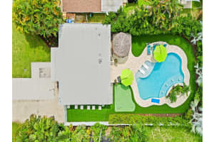 810 NE 14th Ct, Fort Lauderdale, FL 33304 - MLS#F10535826