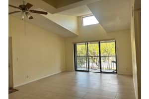 712 Sunny Pine Way E3, Greenacres, FL 33415 - MLS#F10535870