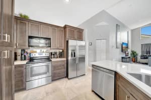 5642 NW 64 LN, Coral Springs, FL 33067 - MLS#F10535879