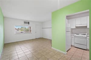 1142 NE 4th Ave 4, Fort Lauderdale, FL 33304 - MLS#F10535886