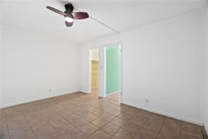 1142 NE 4th Ave 4, Fort Lauderdale, FL 33304 - MLS#F10535886