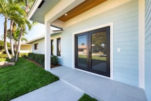 2440 NE 46th St, Lighthouse Point, FL 33064 - MLS#F10535955