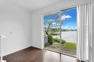 1427 34th Way, Fort Lauderdale, FL 33311 - MLS#F10535959