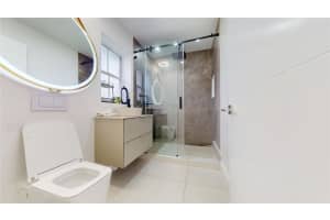 4060 SW 70th Ter, Davie, FL 33314 - MLS#F10535967