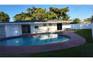 600 NW 38th Ct, Deerfield Beach, FL 33064 - MLS#F10535981