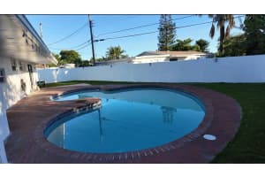 600 NW 38th Ct, Deerfield Beach, FL 33064 - MLS#F10535981