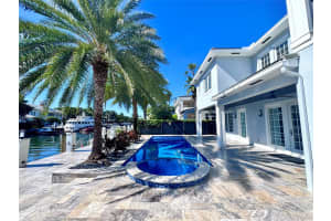 1744 9th Street, Fort Lauderdale, FL 33316 - MLS#F10535992