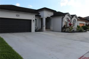 16272 SW 42nd Ter, Miami, FL 33185 - MLS#F10535993