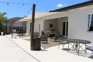 16272 SW 42nd Ter, Miami, FL 33185 - MLS#F10535993