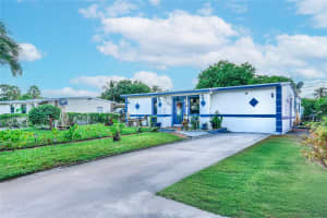 1229 NW 19th Ave, Fort Lauderdale, FL 33311 - MLS#F10536007