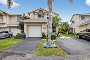 2188 Discovery Cir 2188, Deerfield Beach, FL 33442 - MLS#F10536020