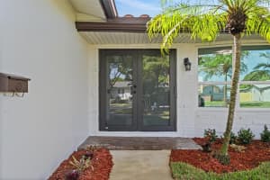 5300 Adams St, Hollywood, FL 33021 - MLS#F10536024