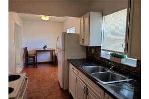 201 SE 10 Street, Hallandale Beach, FL 33009 - MLS#F10536037